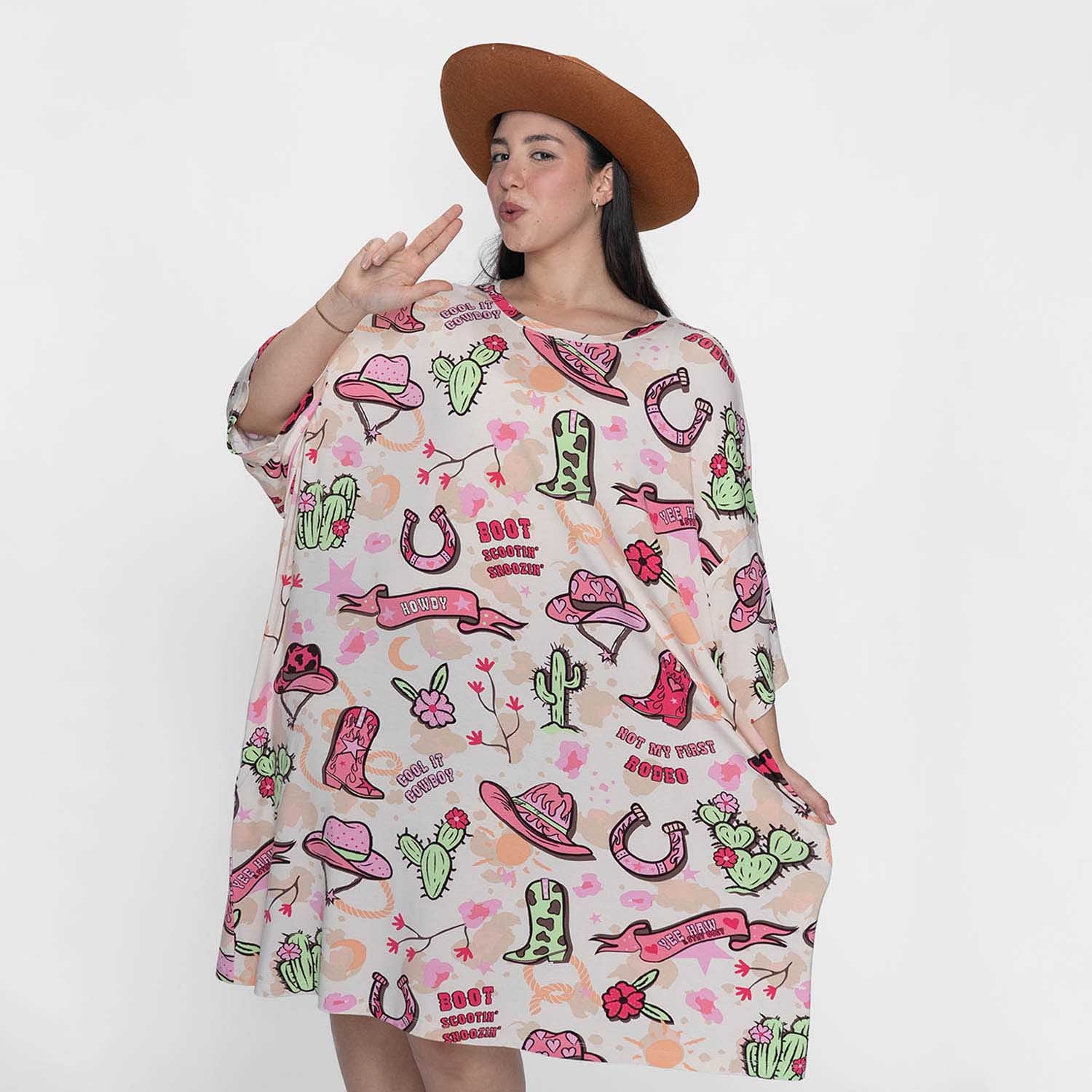 size: Sharnaya is 163cm wearing a size OSFM